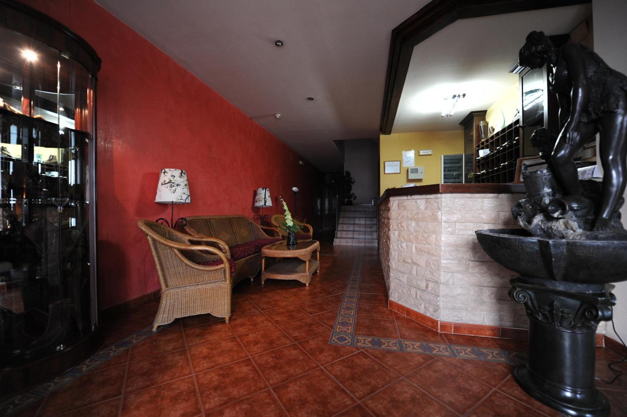 Hotel Montearoma Valverde del Camino Exterior photo