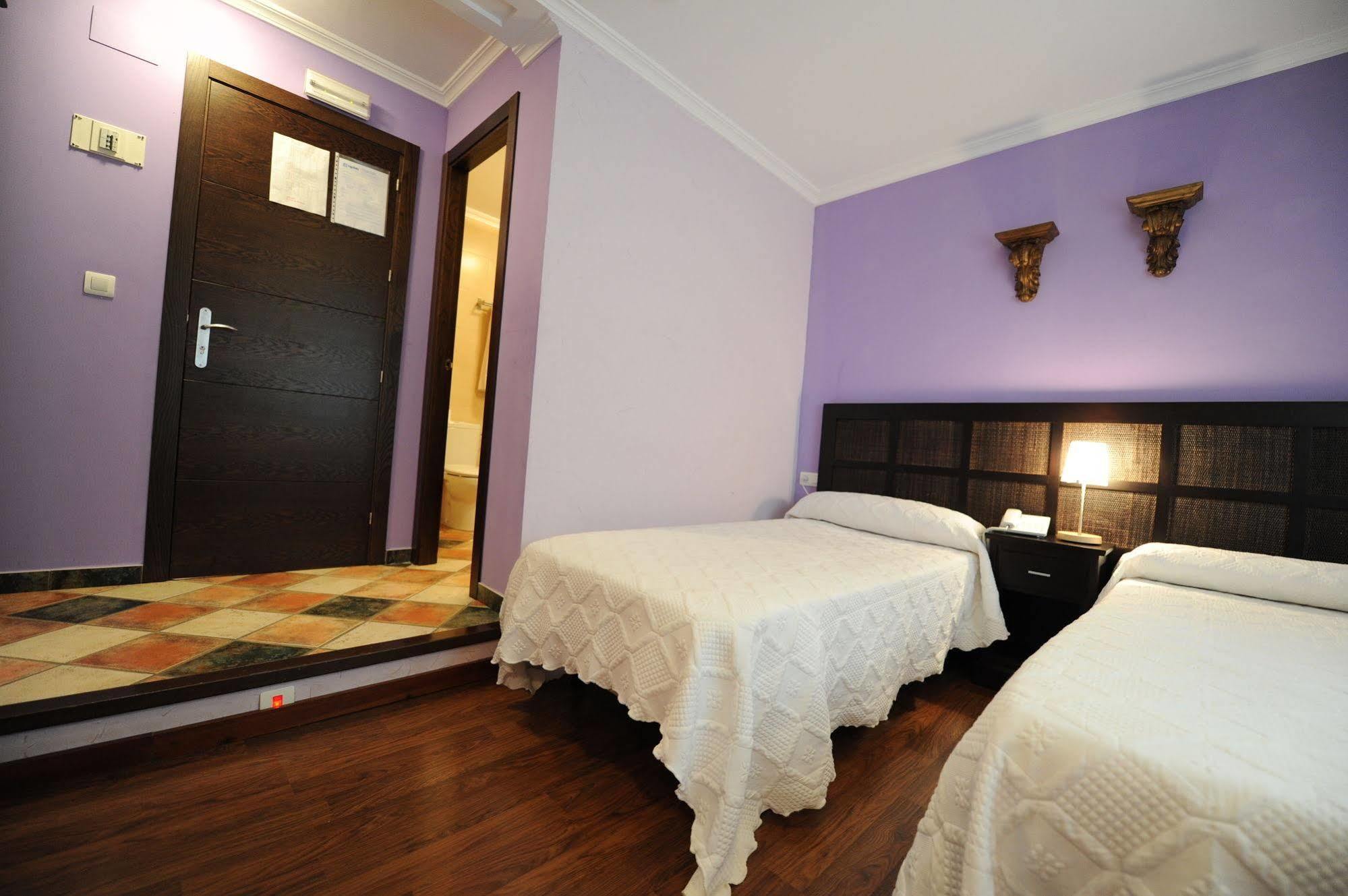 Hotel Montearoma Valverde del Camino Exterior photo