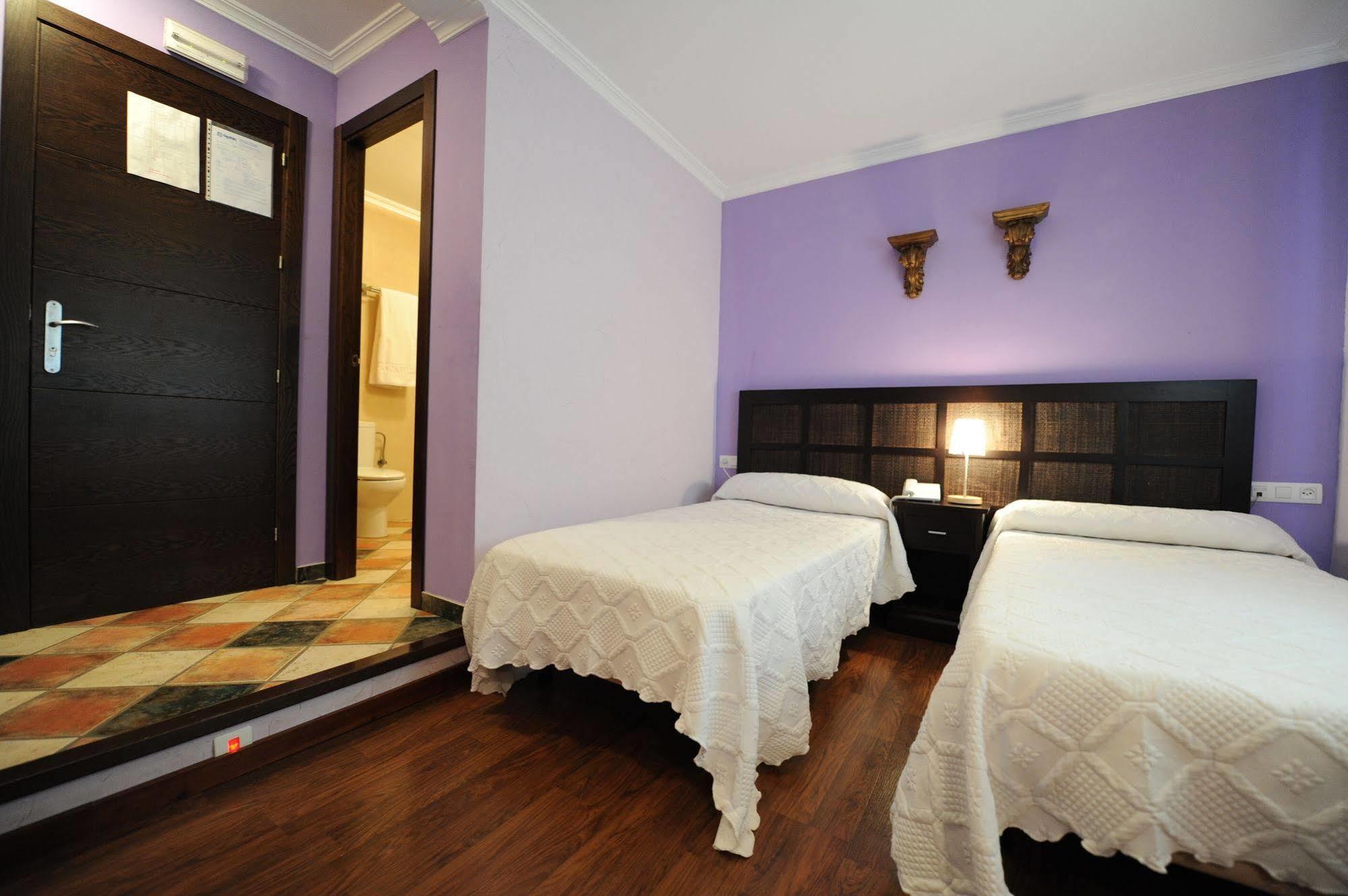 Hotel Montearoma Valverde del Camino Exterior photo